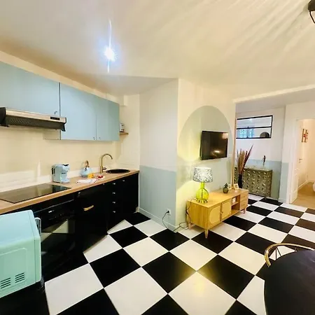 Apartament Chez Madeleine Au Petit Palais
